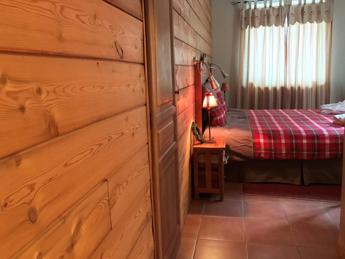 Bed and Breakfast La Cle Des Bois Ле-Бур-д'Уазан Екстер'єр фото